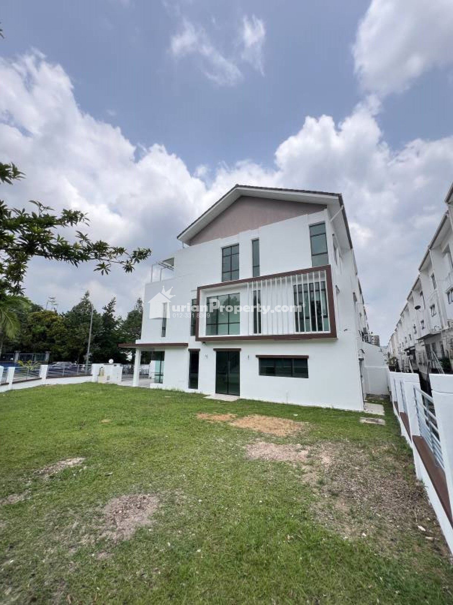 Terrace House For Sale at Kinrara Residence