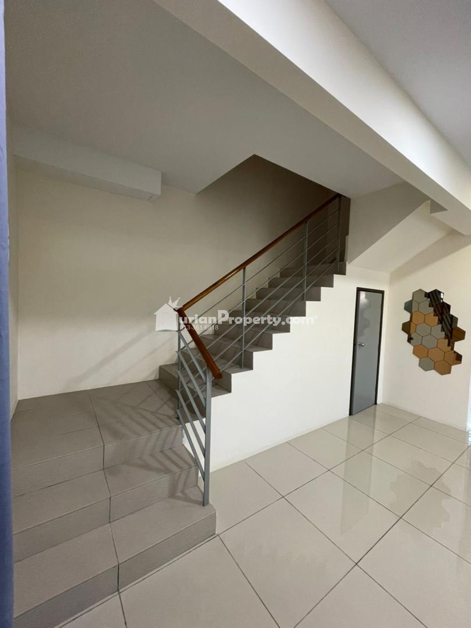 Terrace House For Sale at Irama Perdana @ LBS Alam Perdana