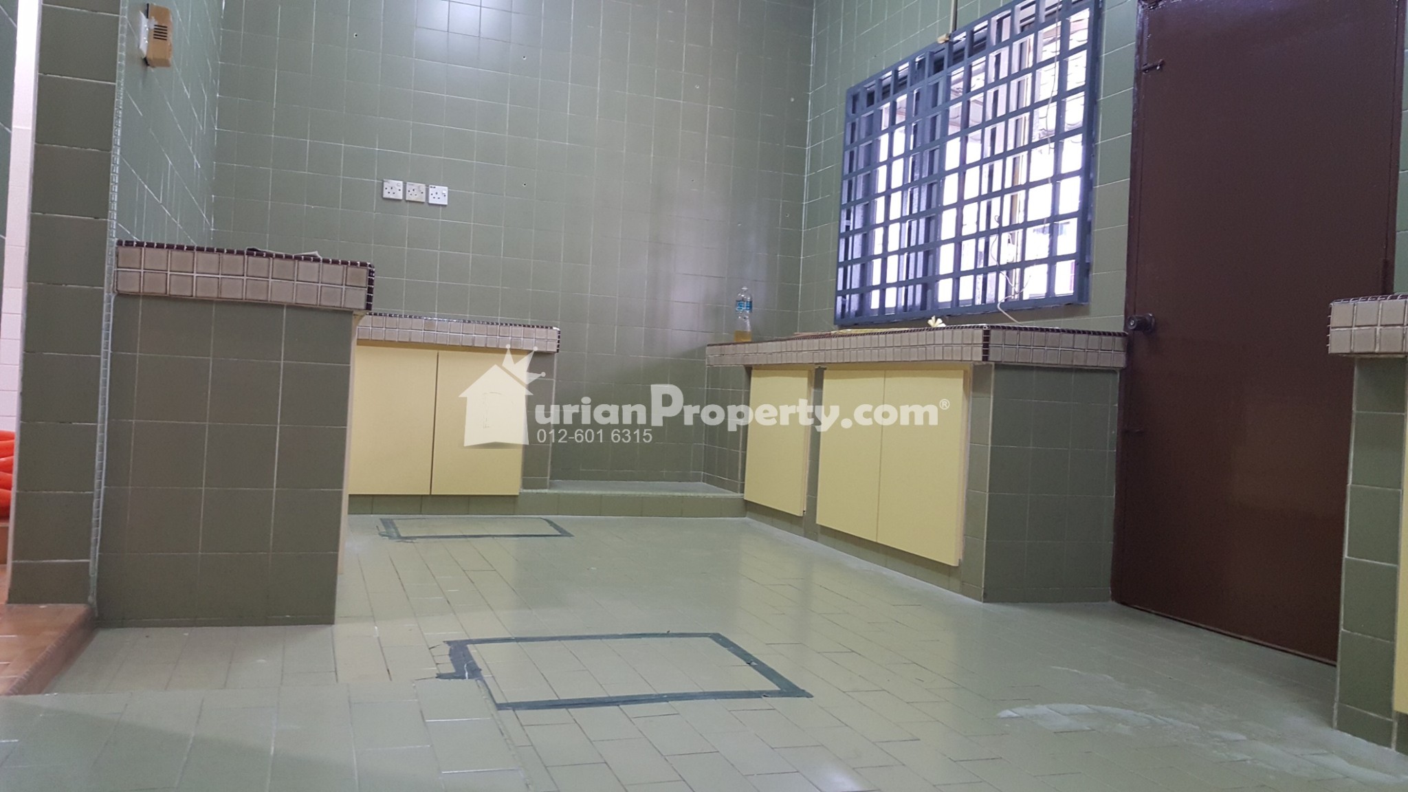 Terrace House For Rent at Taman Desa Jaya