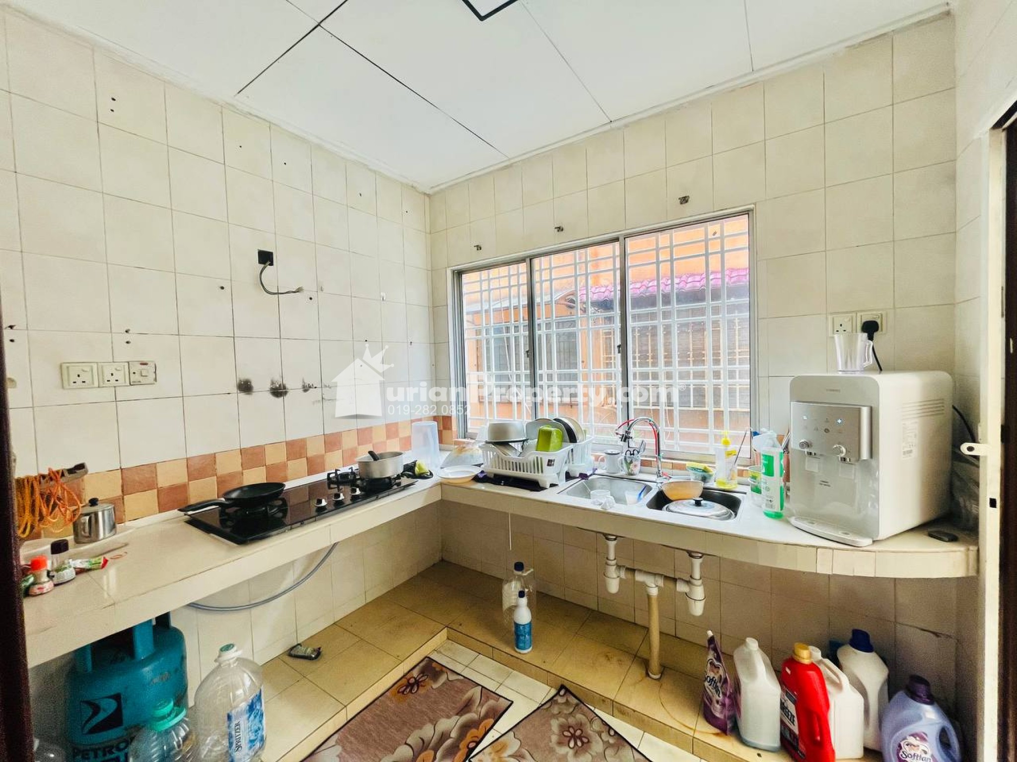 Terrace House For Sale at Section 7