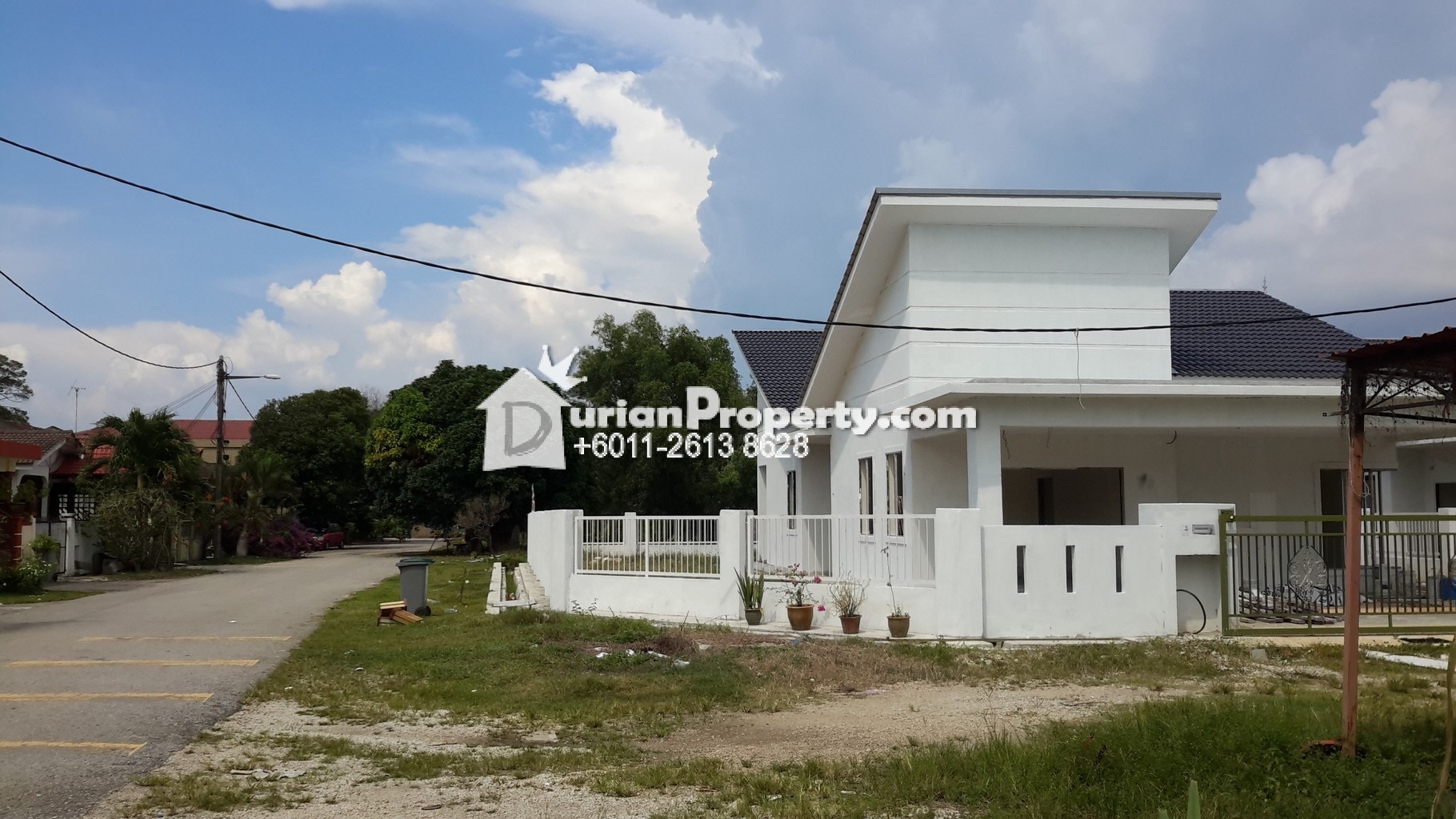 Bungalow House For Sale At Taman Orkid Batu 9 Cheras For Rm