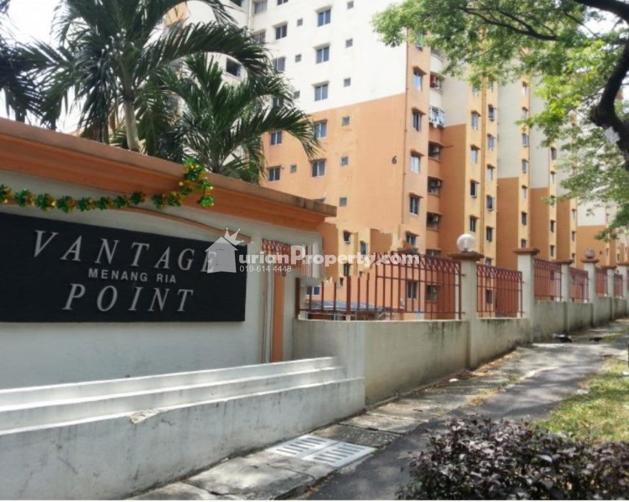 Condo For Sale at Vantage Point