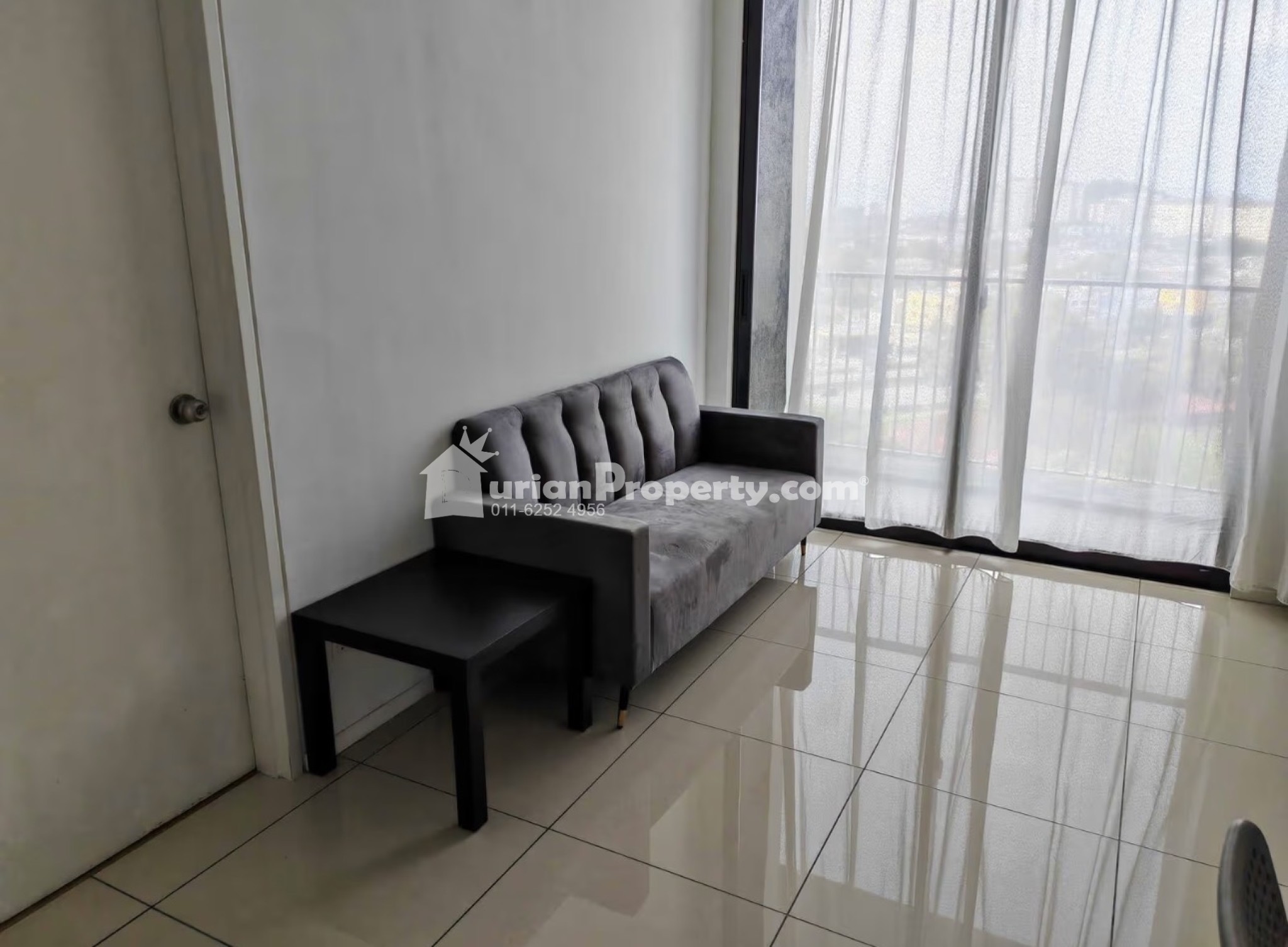 Condo Room for Rent at Miami Green