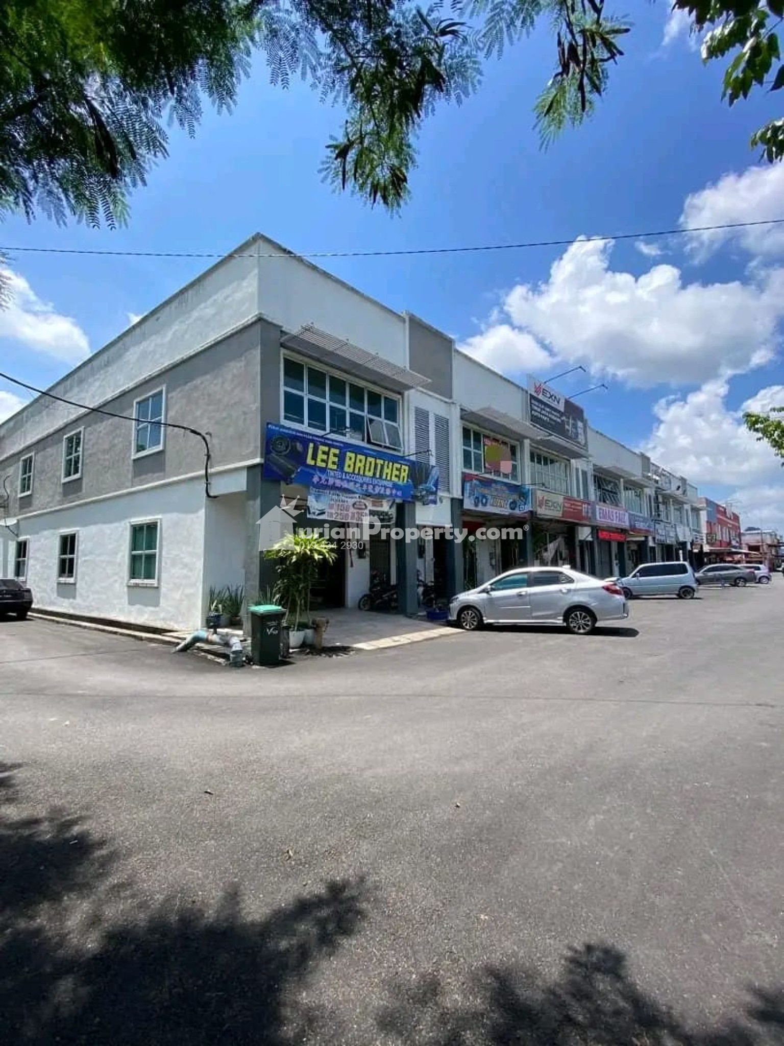 Shop For Sale at Kodiang