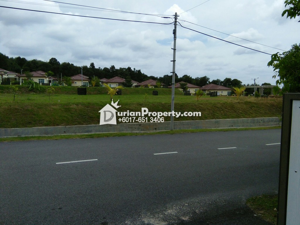 Bungalow House For Sale at Taman Belimbing Setia, Durian 