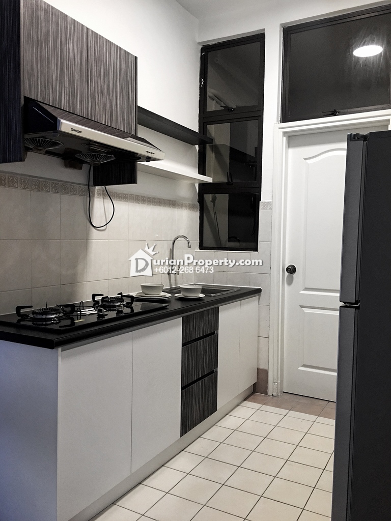 Condo For Rent at Pelangi Utama, Bandar Utama for RM 860 