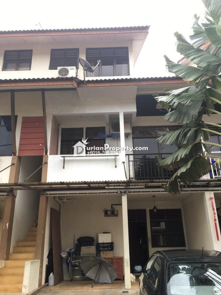 Townhouse For Sale at Bandar Putra, Kulai for RM 199,000 