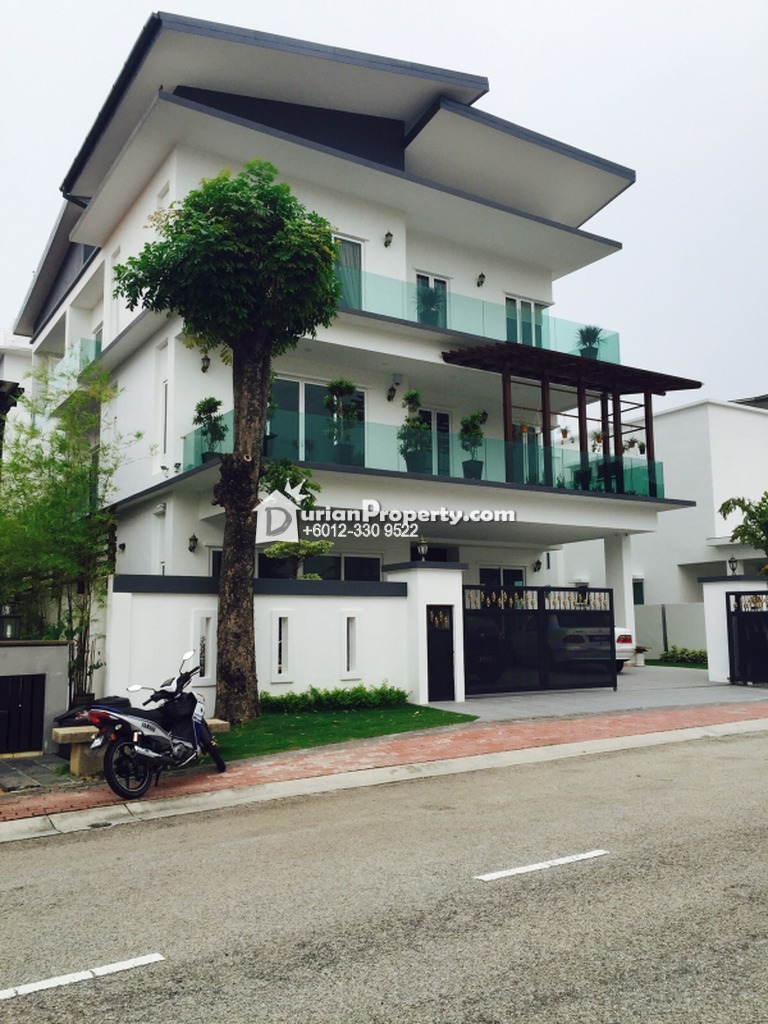 Semi D For Sale at Subang Heights, Subang Jaya for RM 
