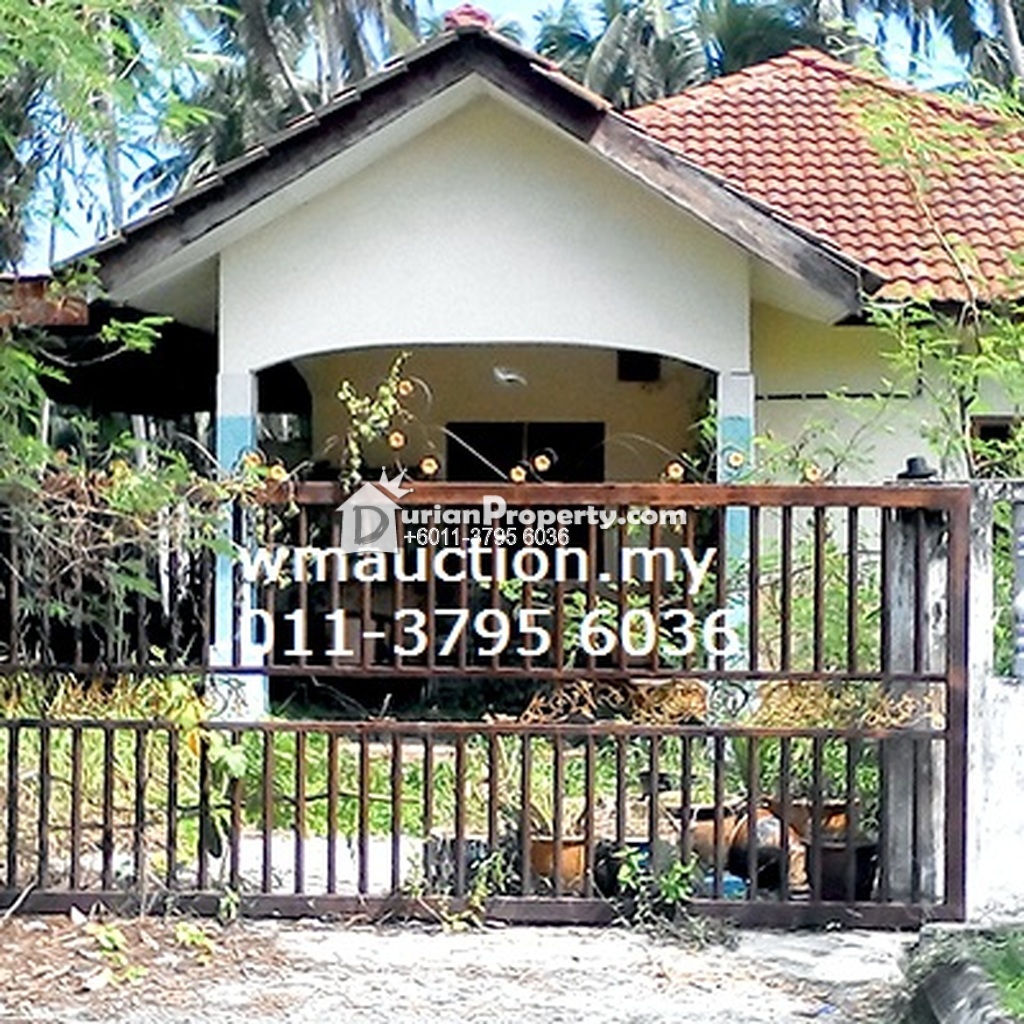 Bungalow House For Auction at Kampung Tok Muda, Kapar for RM 190,000 by