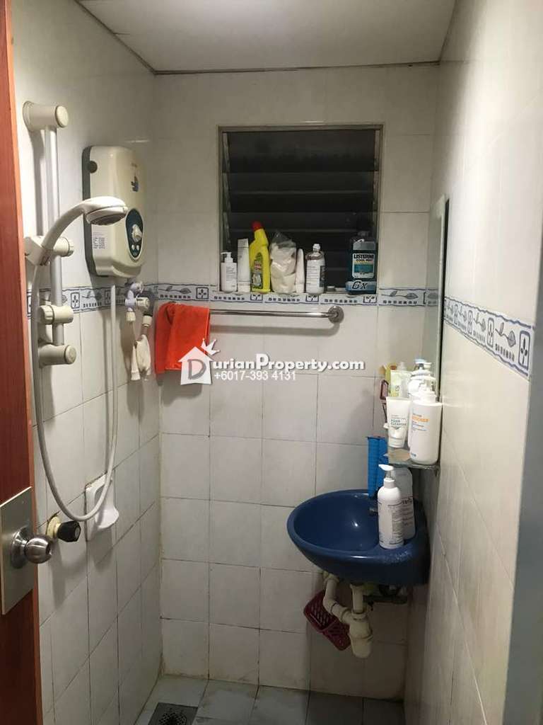 Apartment For Sale At Kantan Court Seri Kembangan For Rm 285 000 By Dixon Ng Durianproperty