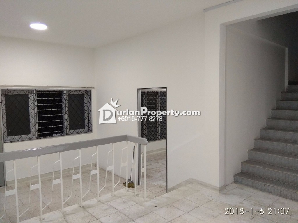 Terrace House For Rent At Taman Pelangi Johor Bahru For Rm