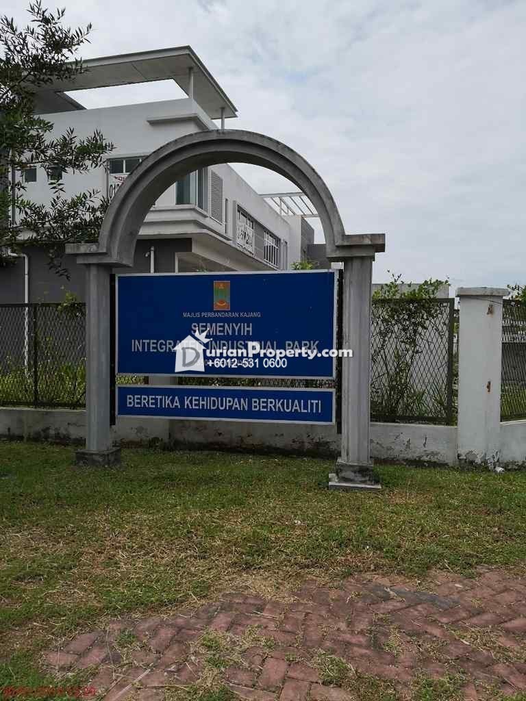 Semi-D Factory For Auction at Semenyih Integrated Industrial Park, Semenyih