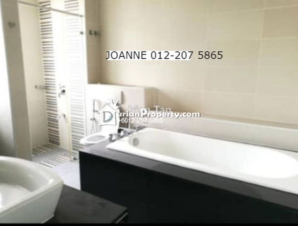 Terrace House For Sale at USJ Heights