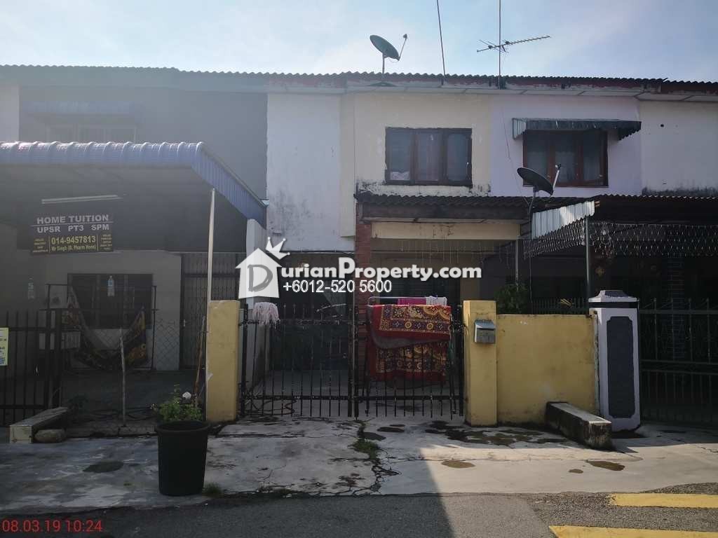 Terrace House For Auction at Taman Pekan Baru, Parit Buntar