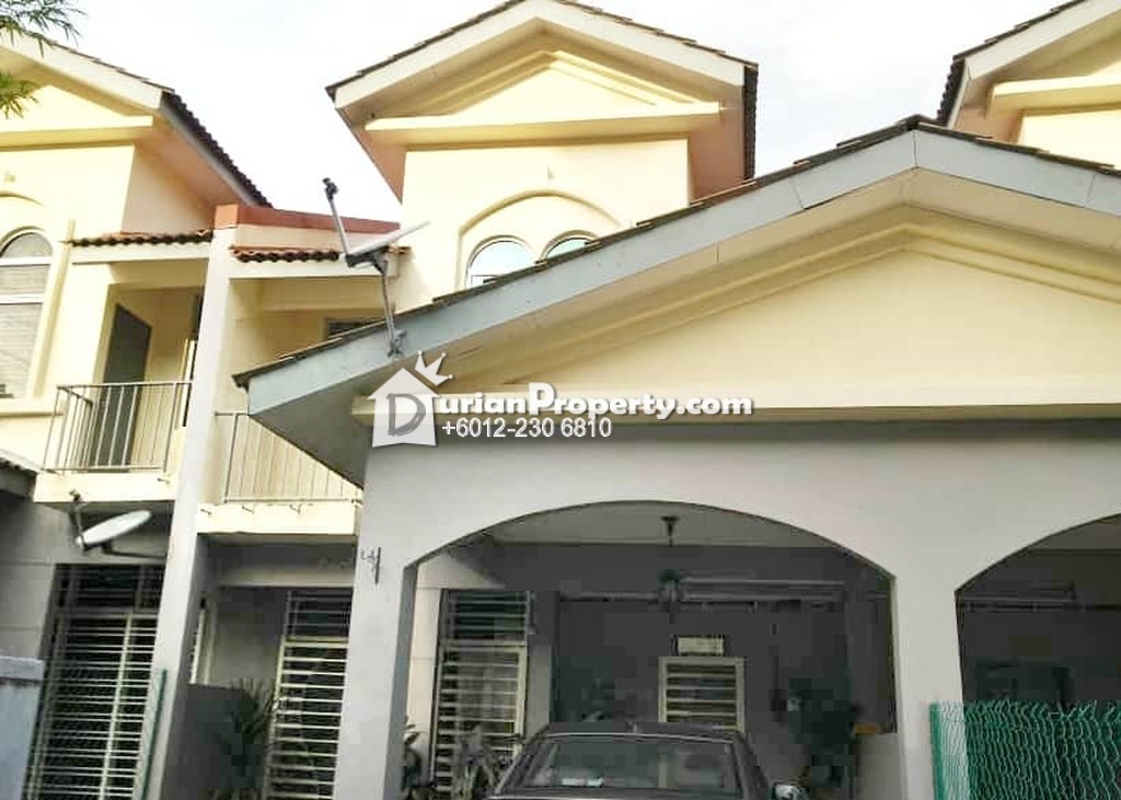 Terrace House For Sale at Taman Salak Perdana