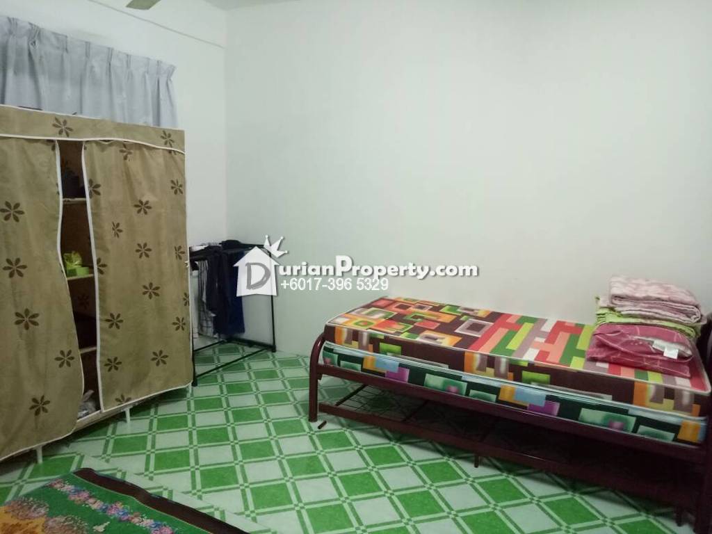 Apartment For Rent at Pangsapuri Taman Tasik Utama, Taman Tasik Utama