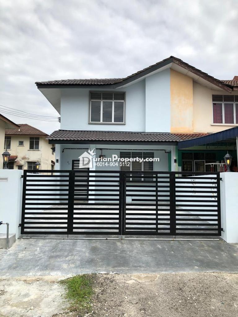 Terrace House For Sale at Bukit Sentosa, Rawang for RM 