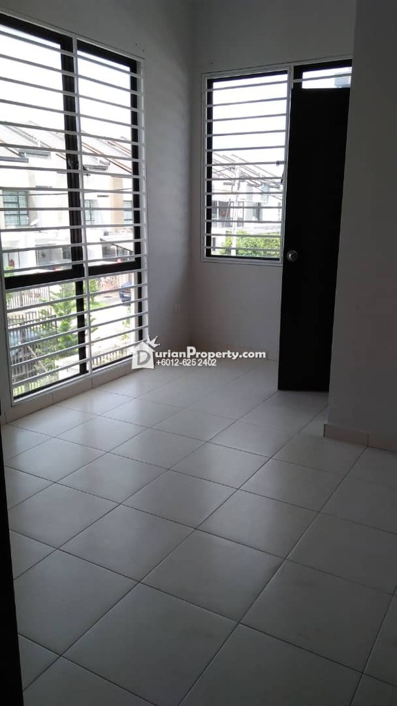 Terrace House For Sale At Taman Harmoni Semenyih For Rm