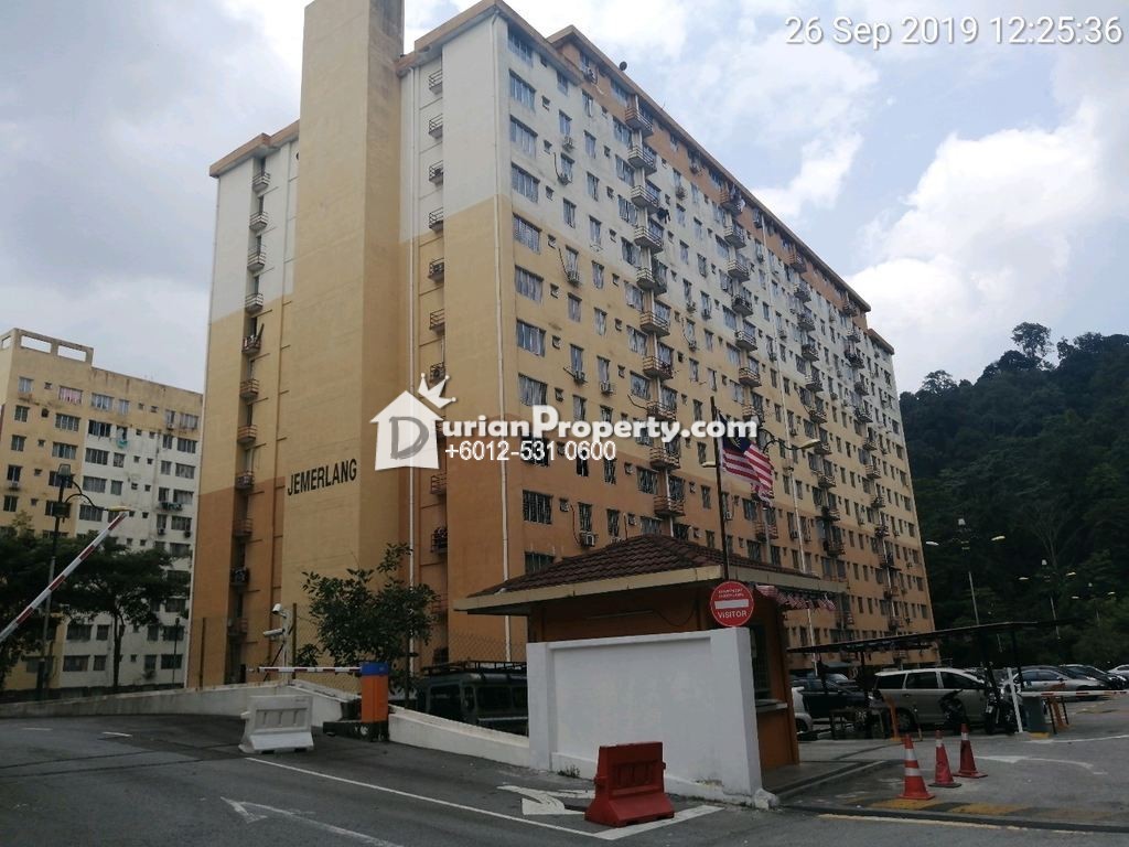Apartment For Auction at Jemerlang Apartment @ Selayang Heights, Selayang Heights