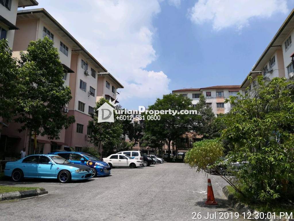 Apartment For Auction at Taman Sutera, Kajang