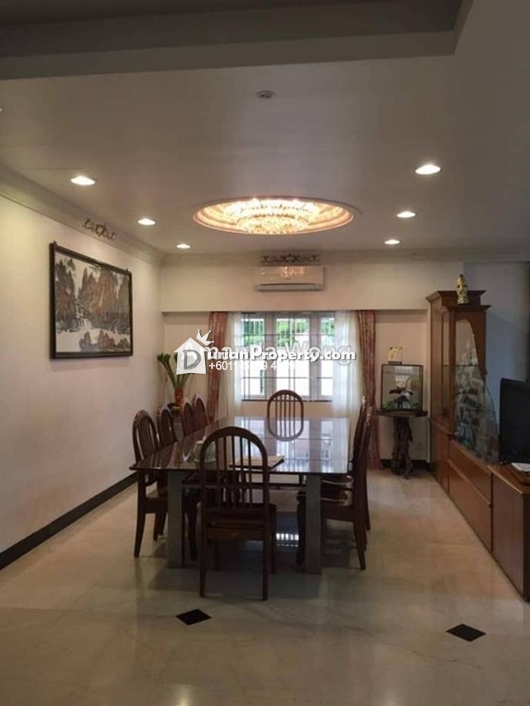 Bungalow House For Sale at Taman Taynton View, Cheras