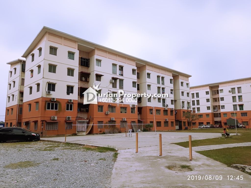 Flat For Rent At Pangsapuri Cempaka Bandar Bukit Puchong For Rm 650 By Sobri Nizam Durianproperty