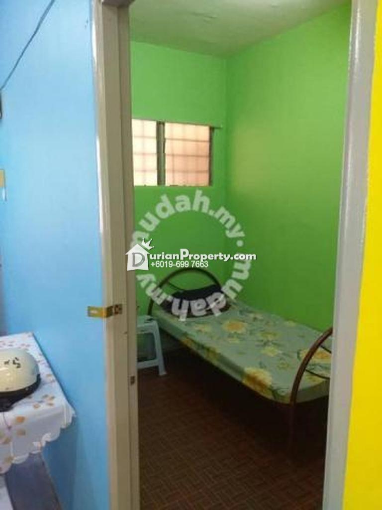 Flat Room For Rent At Putri Laksamana Taman Batu Caves For Rm 200 By Umar Durianproperty