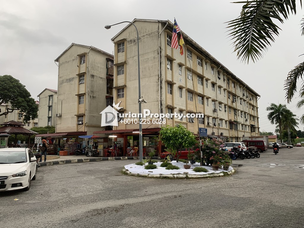 Rumah Flat Prima Saujana  Easily accessible from highways *silk