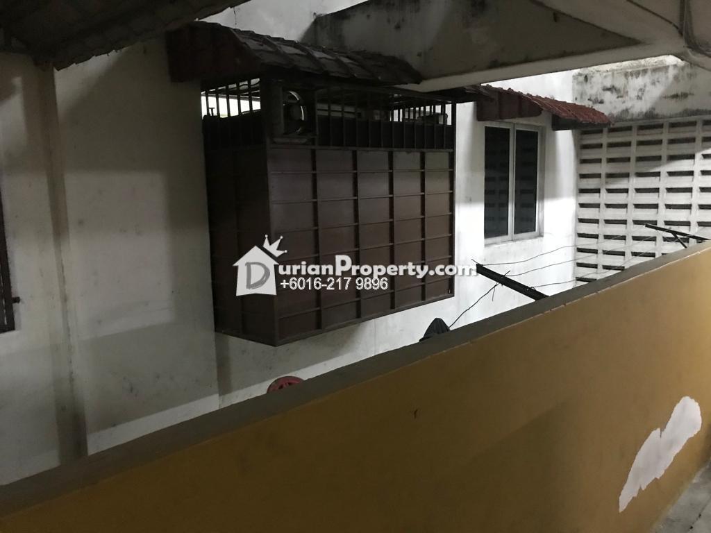 Apartment For Sale At Apartment Kayu Ara Kampung Sungai Kayu Ara For Rm 190 000 By Ahmad Firdaus Durianproperty