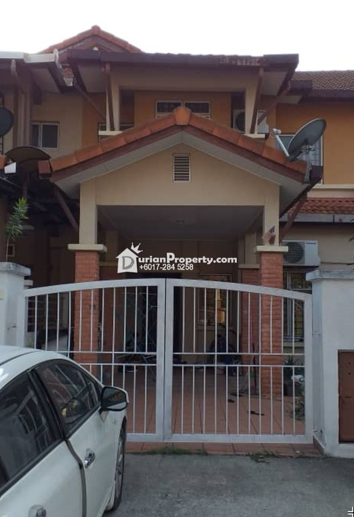Terrace House For Sale at Taman Bukit Subang