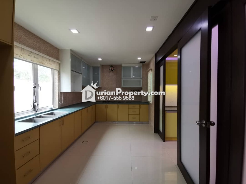 Terrace House For Sale at D'Alpinia, Puchong
