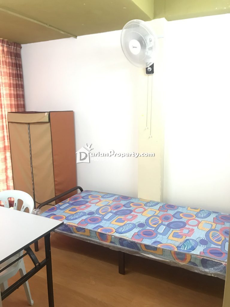 Terrace House Room For Rent At Usj 1 Usj For Rm 550 By Allan Durianproperty
