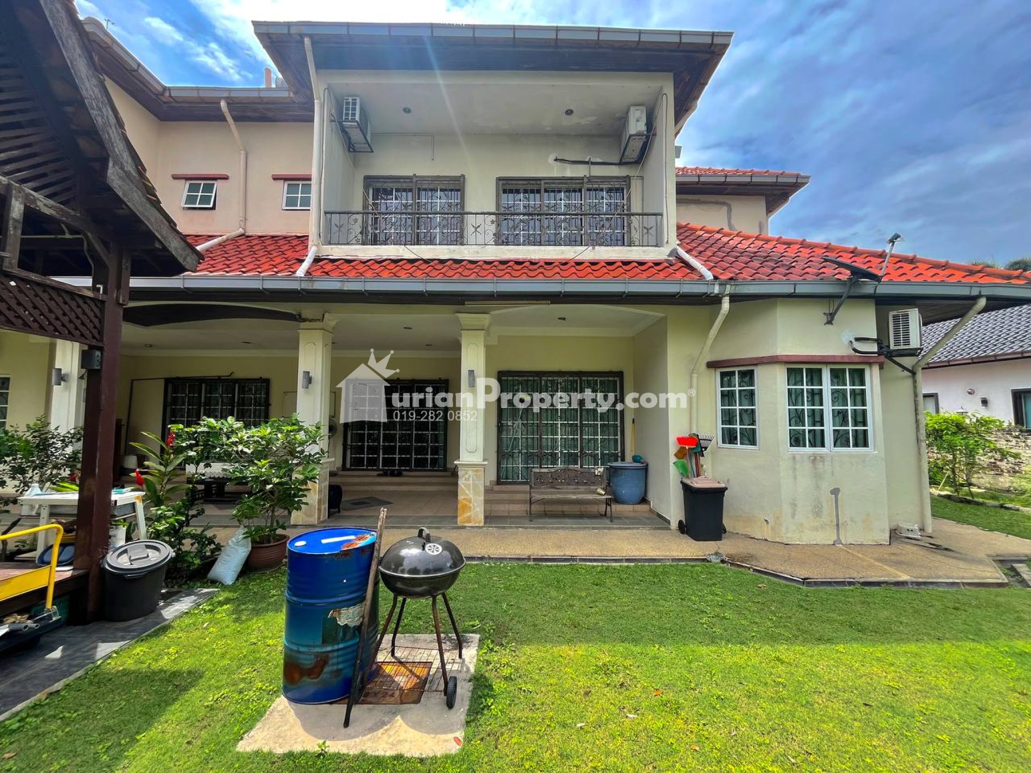 Bungalow House For Sale at Section 7