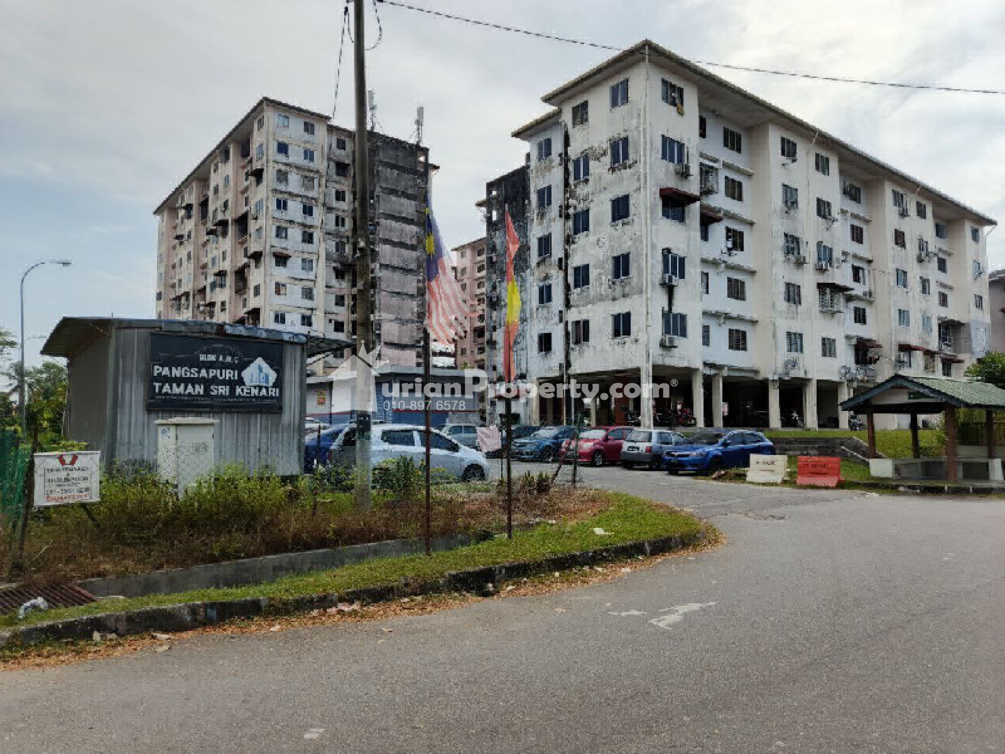 Apartment For Sale at Taman Sri Kenari