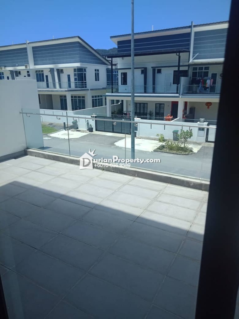 Terrace House For Rent at Taman Bukit Galena