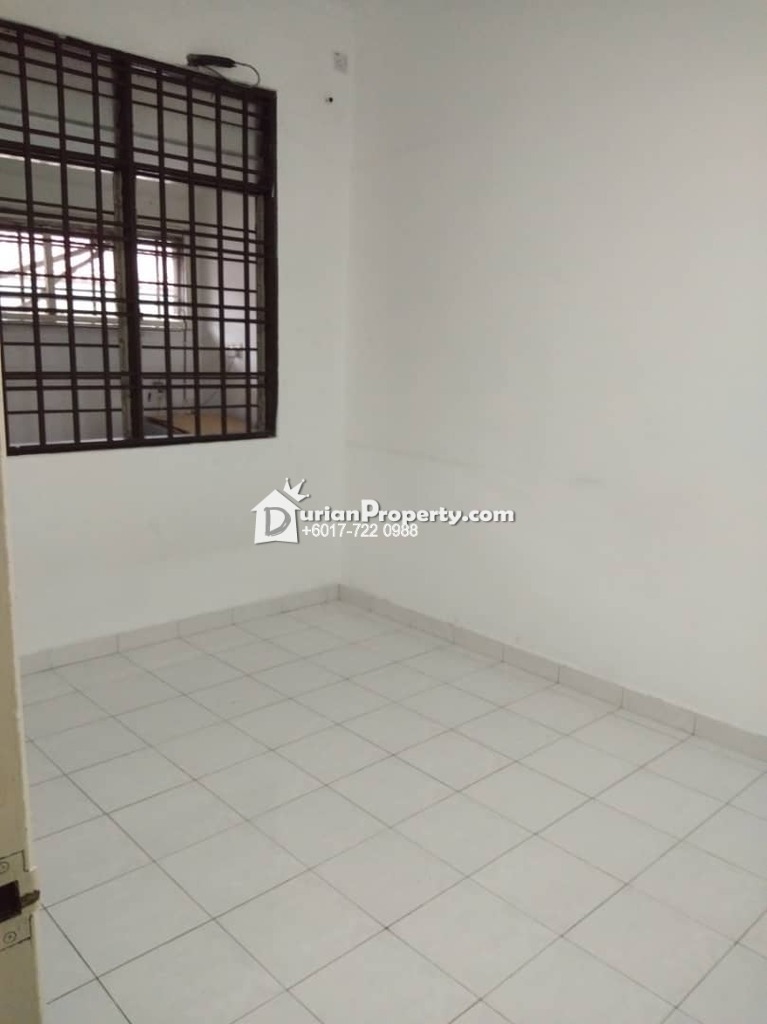 Terrace House For Rent at Taman Perling, Johor Bahru for RM 1,400 