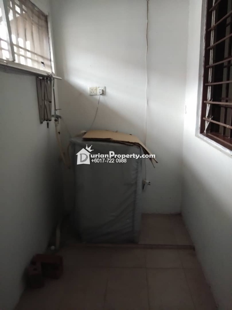 Terrace House For Rent at Taman Perling, Johor Bahru for RM 1,400 