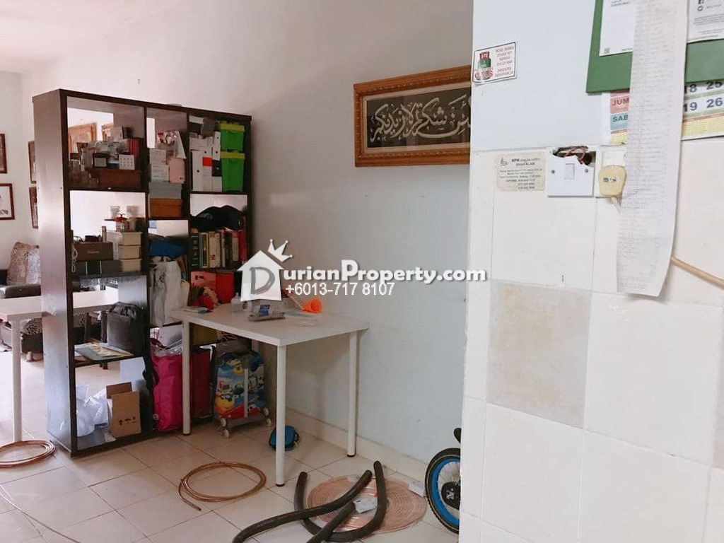 Apartment For Sale at Apartment Komuter Raya, Section 19