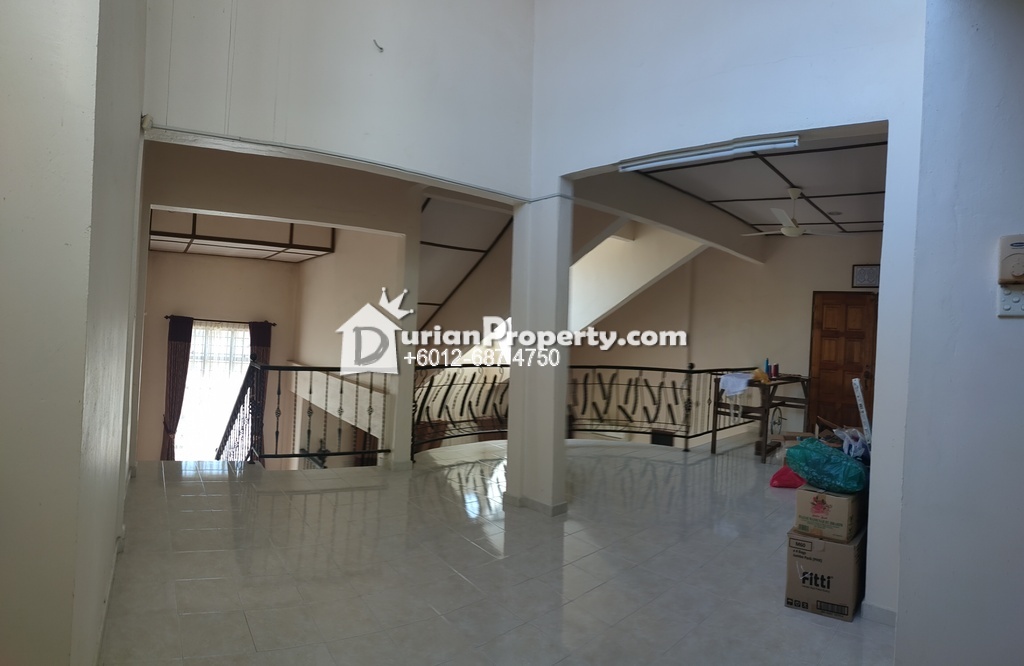 Bungalow House For Sale at Rusila, Marang