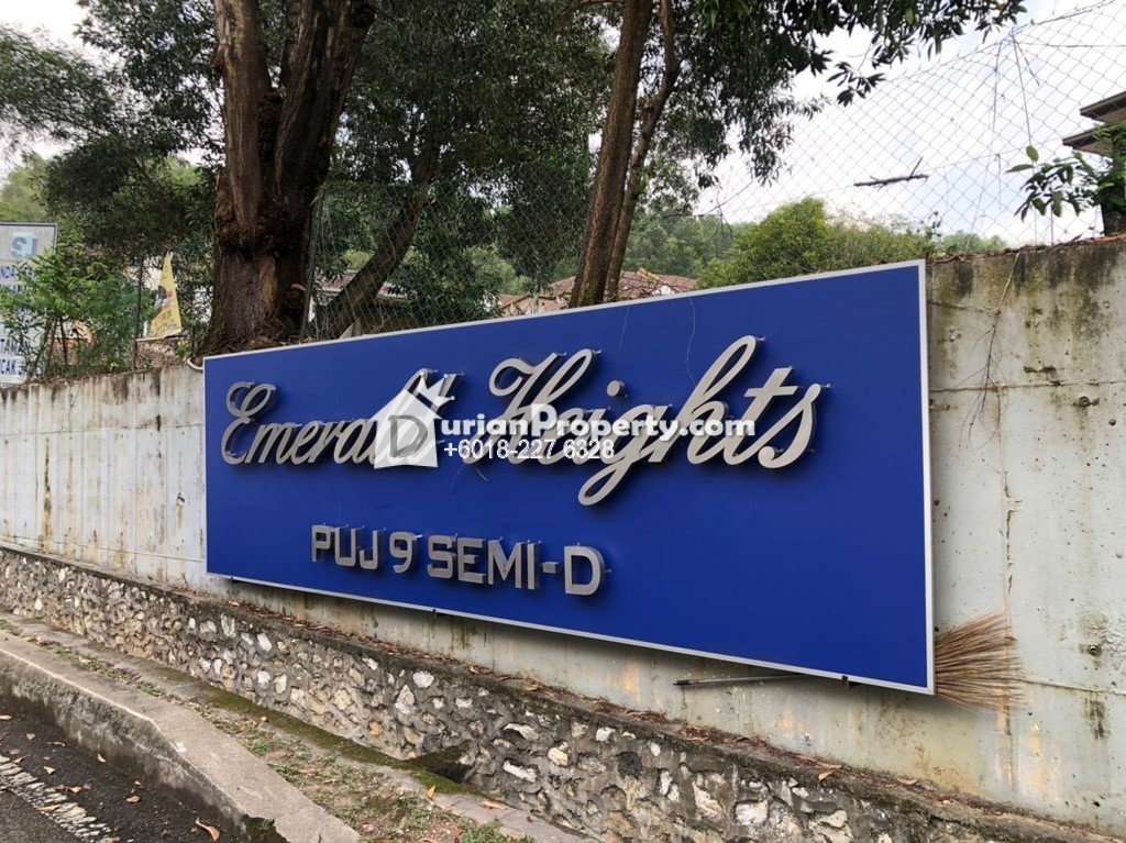 Semi D For Sale at Emerald Heights, Taman Puncak Jalil
