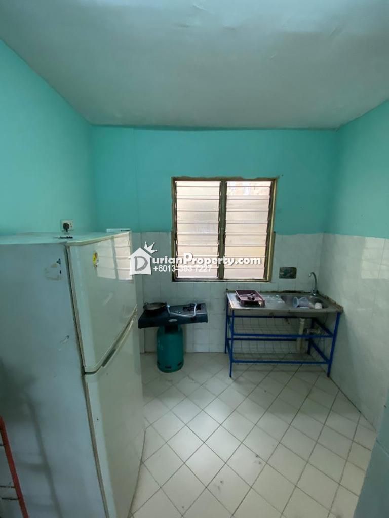 Apartment For Rent at Flat PKNS, Section 7