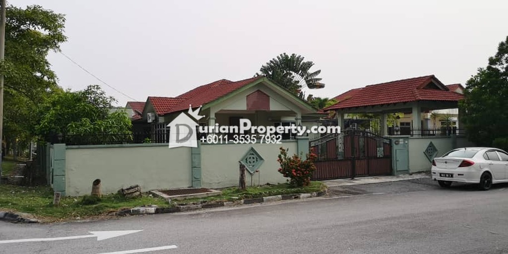 Bungalow House For Sale at Taman Bukit Galena