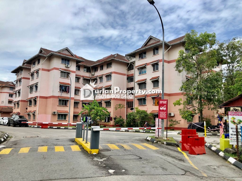 Apartment For Sale At Pangsapuri Kiambang Bukit Subang For Rm 200 000 By Zureeproperties Durianproperty