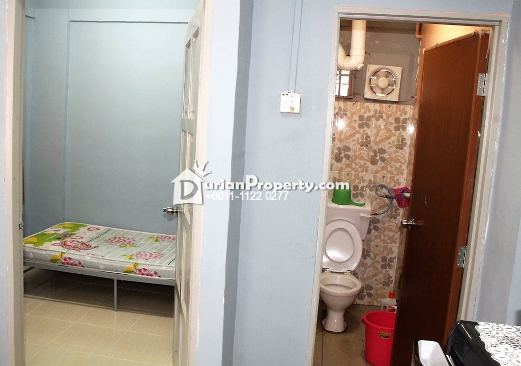 Apartment For Rent at Merpati Apartments, Pandan Indah