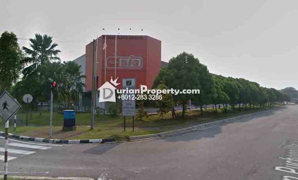 Apartment For Auction at Puchong Utama Court 2, Bandar Puchong Utama