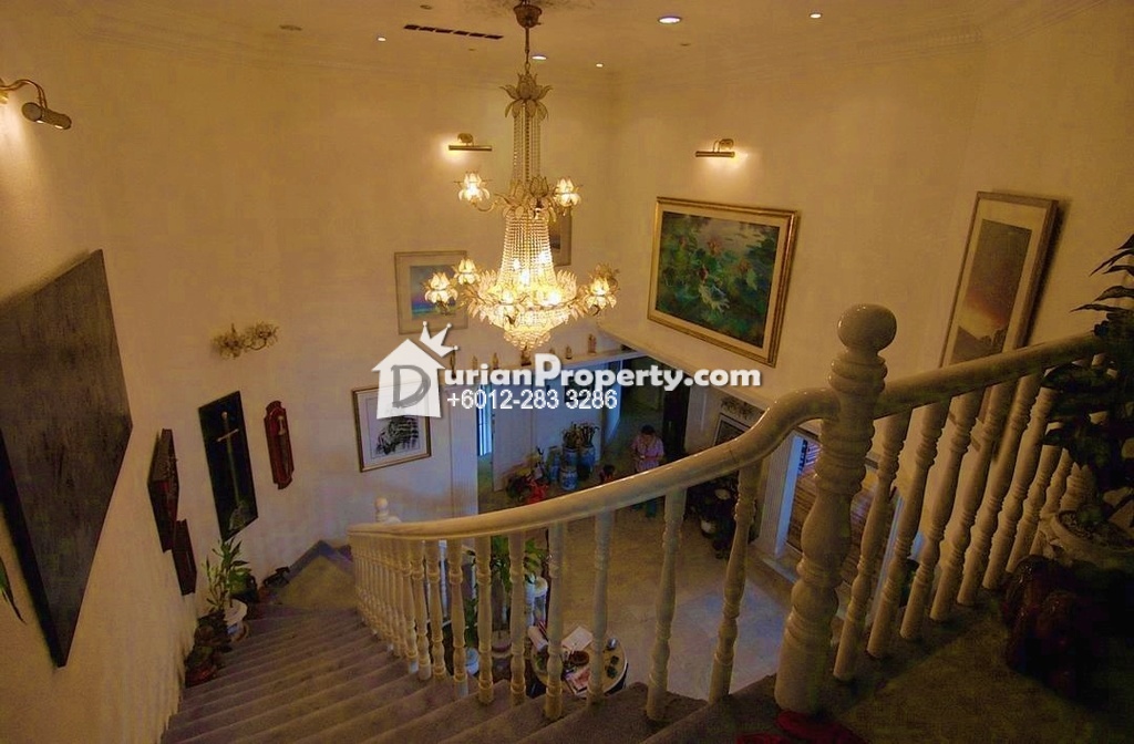 Penthouse For Sale at Cameron Towers, Gasing Heights