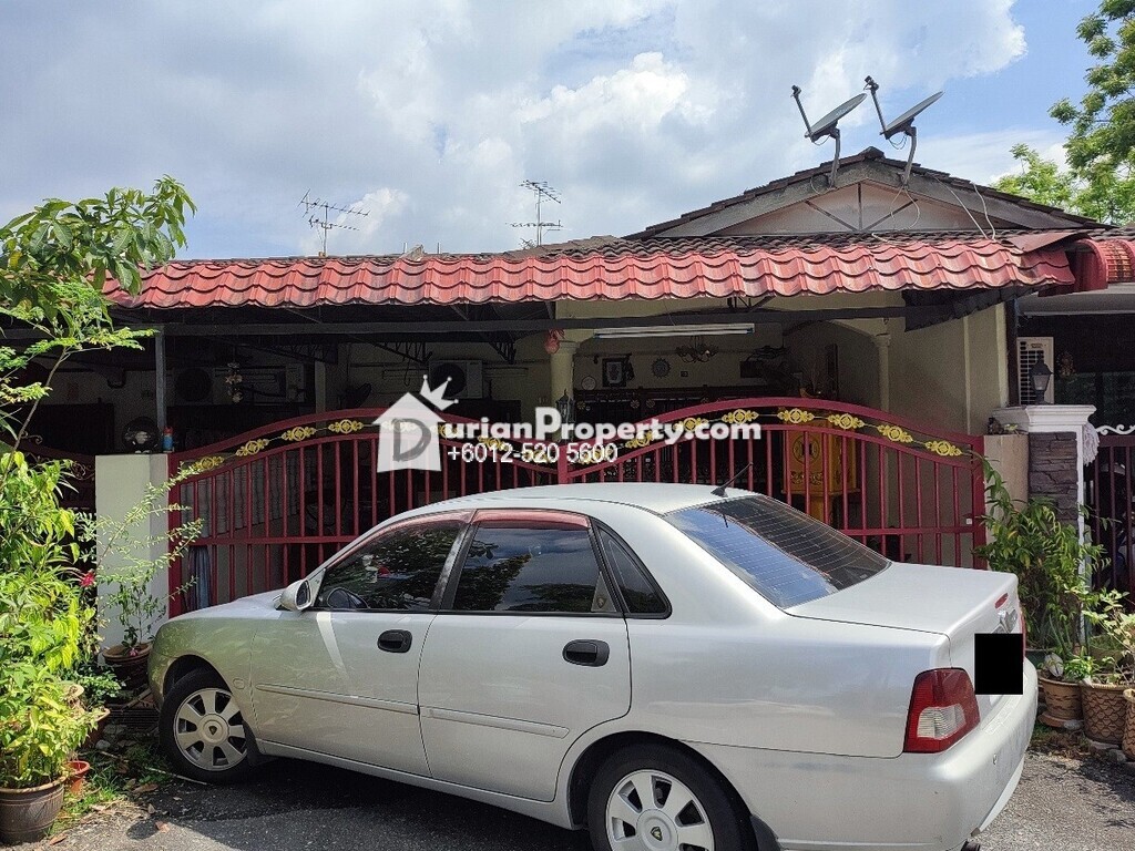 Terrace House For Auction at Taman Seri Putra, Banting