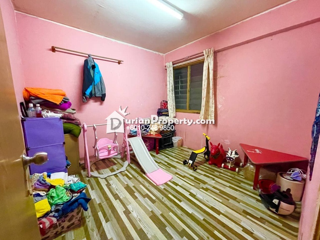 Apartment  at Sri Penara, Bandar Sri Permaisuri