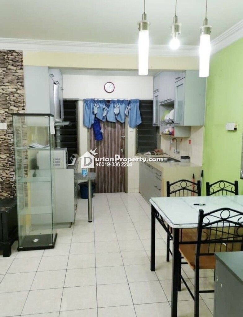 Apartment For Sale at Pangsapuri Jati Selatan, Desa Petaling