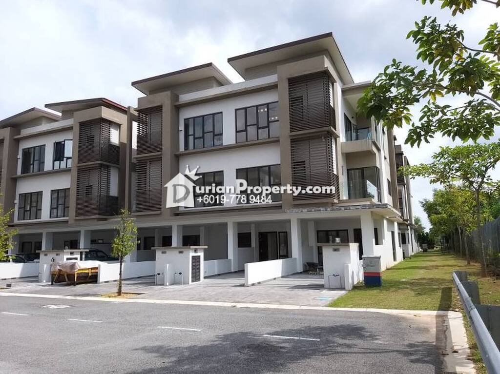 Terrace House For Rent at Bandar 16 Sierra, Puchong